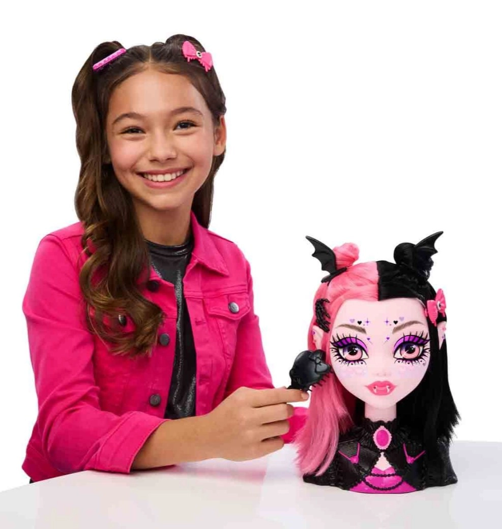 Monster High Draculaura Saç Tasarım Büstü Oyun Seti