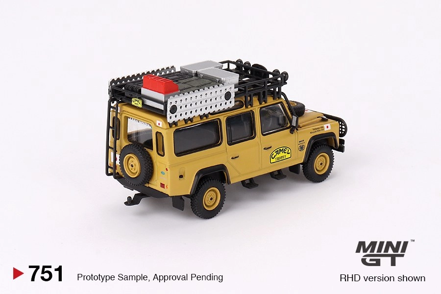 Mini GT Land Rover Defender 110 1989 Camel Trophy Amazon Team Japan