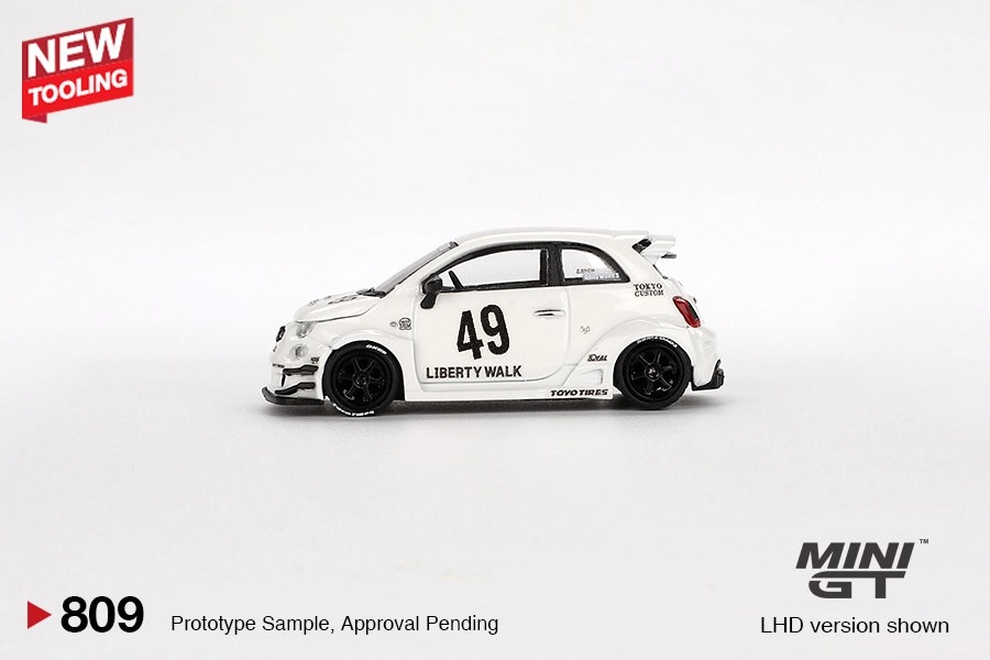 Mini GT LB-WORKS x Abas Works ABARTH 595 Gara White