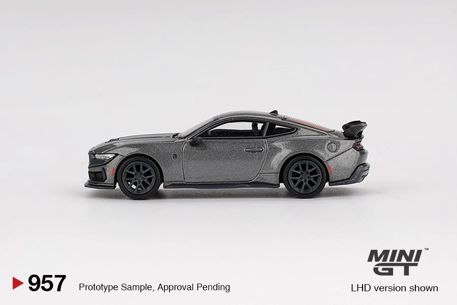 Mini GT Ford Mustang Dark Horse 2024 Carbonized Gray MGT00957