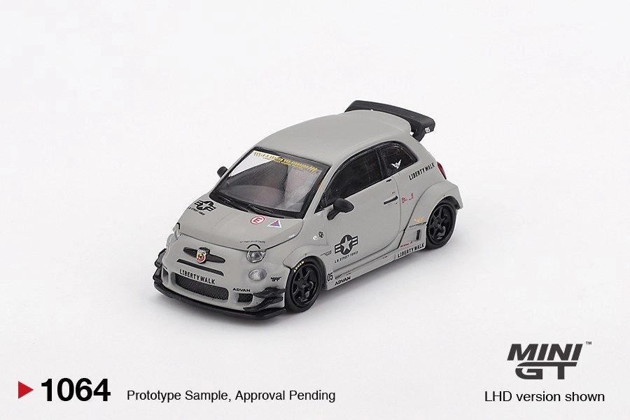 Mini GT Abarth 595 LB-WORKS x Abas Works Fighters