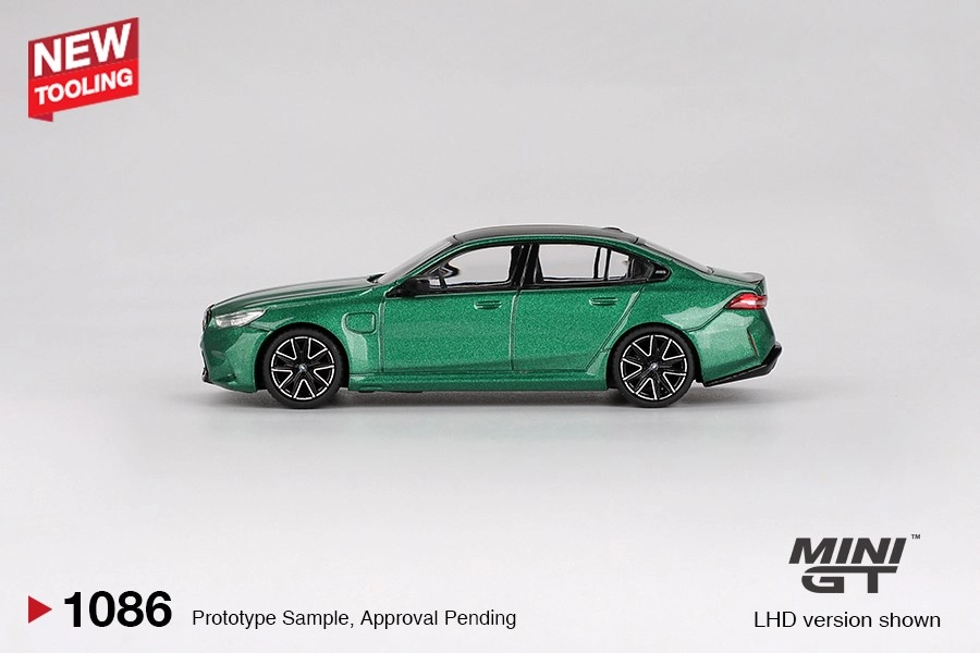 Mini GT BMW M5 Isle of Man Green Metallic MGT01086