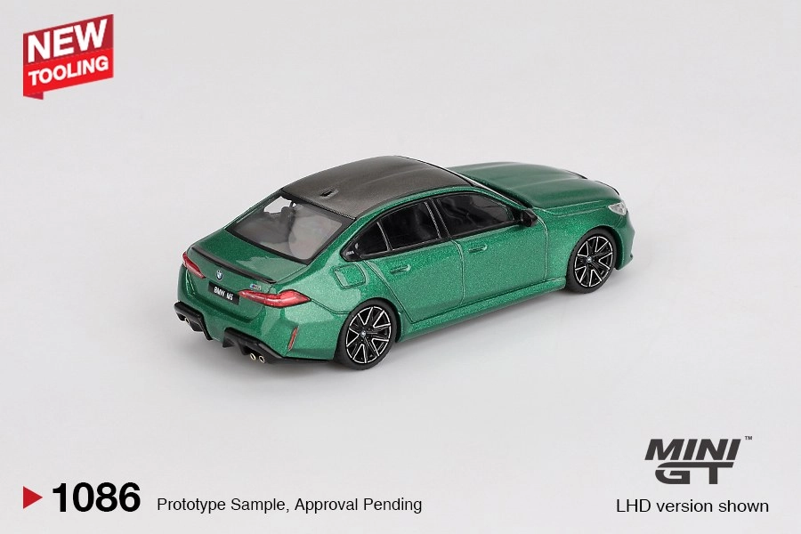 Mini GT BMW M5 Isle of Man Green Metallic MGT01086