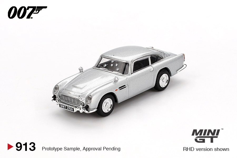 MINIGT BL SKYFALL 007