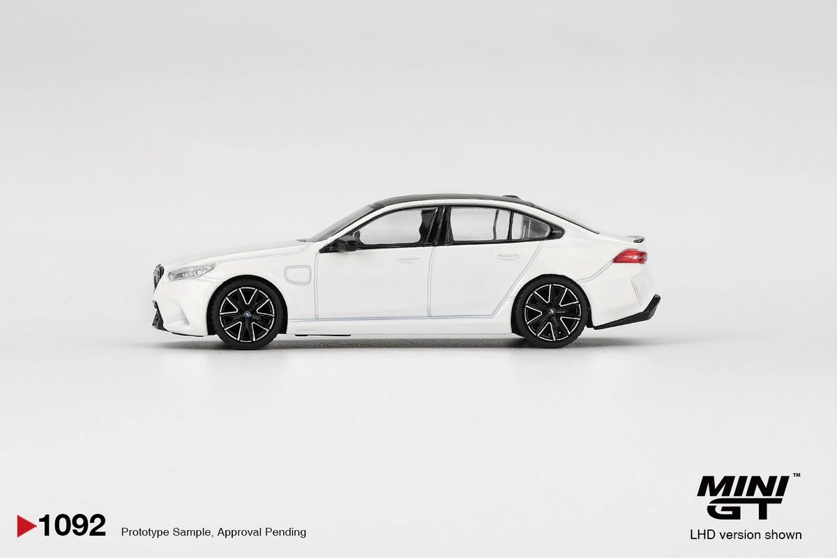 Mini GT BMW M5 Alpine White