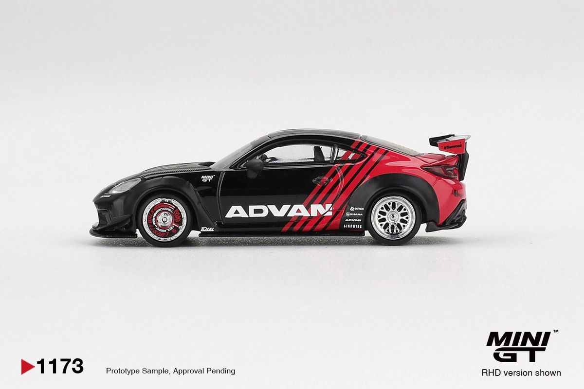 Mini GT Toyota GR86 LB★Nation Advan