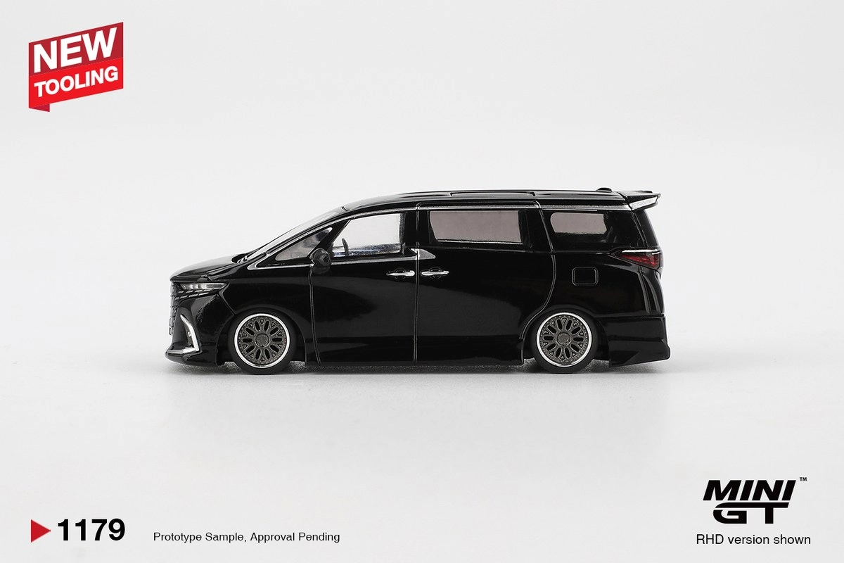 Mini GT Toyota Alphard 40 KUHL Black